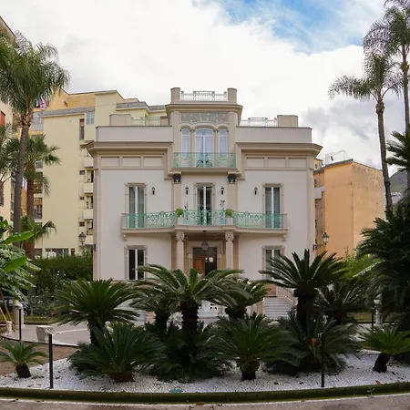 Liberty Pensjonat Castellammare di Stabia